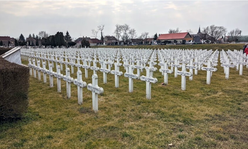 Гробље у Шарвару (фото google maps)