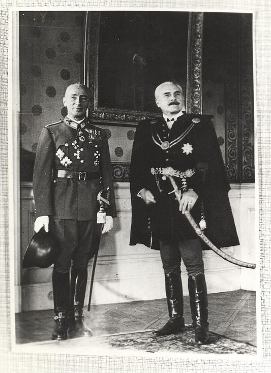 Премијер Калај и министар националне одбране Лајош Чатај , 13. јун 1943 .